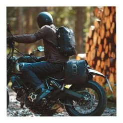 Legend Gear By SW-Motech Tail Bag LR1 7 Legend Gear By SW-Motech Tail Bag LR1 -Winkel Voor Motoraccessoires legend gear by sw motech tail bag lr1 2