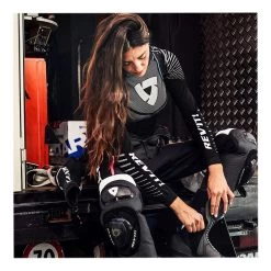 Rev'it Xena 3 Ladies 1PC -Winkel Voor Motoraccessoires revit xena 3 ladies 1pc 4