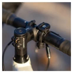 SP Connect SP Universal Bike Mount -Winkel Voor Motoraccessoires sp connect sp universal bike mount 5